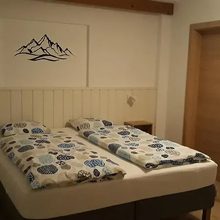 Haus Linn Apartment